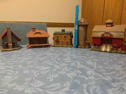 Photo of free Christmas Village Pieces (waterbury) #1