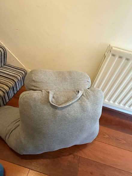 Photo of free John Lewis Specialist Synthetic Reading Support Pillow (Earlswood RH1) #2