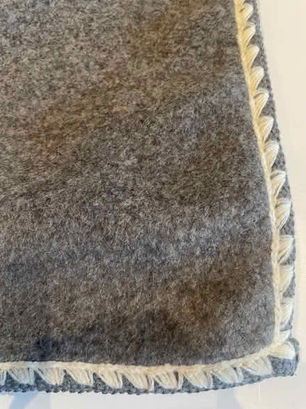 Photo of free NEW, cosy grey fabric full length scarf (Longbarn WA2) #2