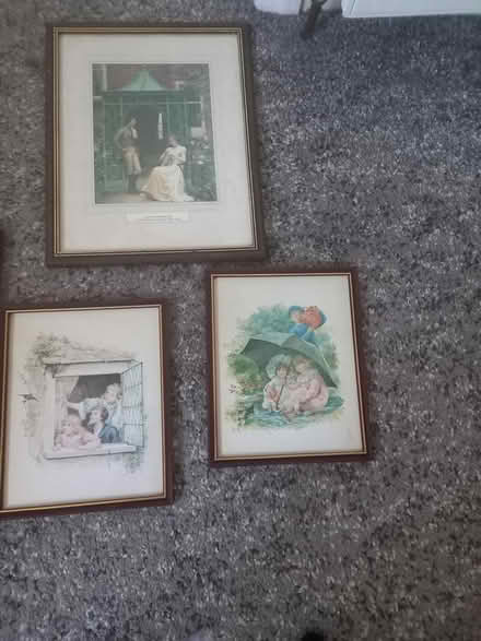 Photo of free Framed prints in glass (Edinburgh EH11) #1