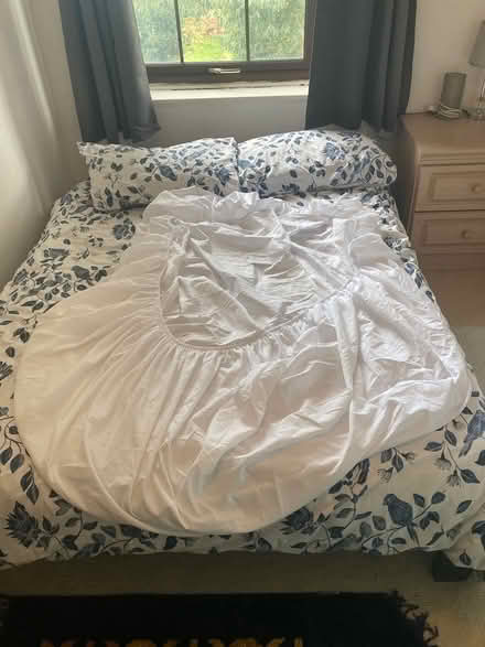 Photo of free Bed Sheets (Raynes Park (SW20)) #1
