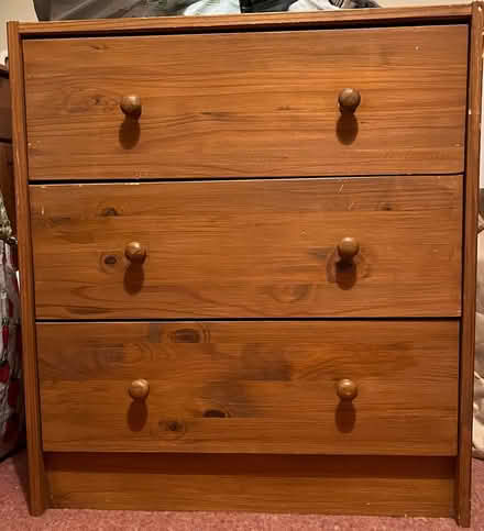 Photo of free Small chest of drawers (Steeple Aston OX25) #1