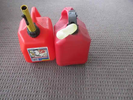 Photo of free 2-Gallon Gas Can (casselberry) #1