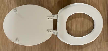 Photo of free Maintenance Warehouse Toilet Seat (Valencia Avenue, Sunnyvale) #3