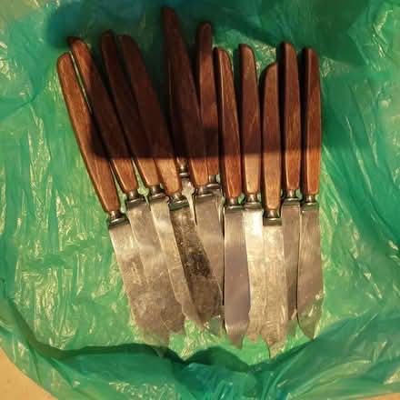 Photo of free 12 fish knives (!) (Horsley GL6) #1