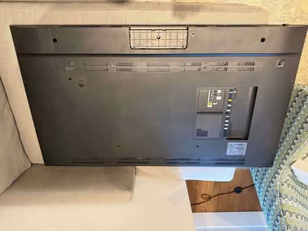 Photo of free 55" TV - Working Condition but SEE DESCRIPTION for details (Barnes SW13) #4