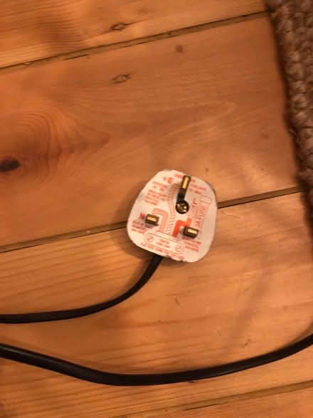 Photo of free Lamp base and bulb (Bristol BS5) #4