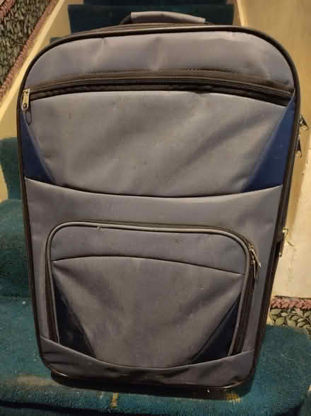 Photo of free Small suitcase (SE5) #2