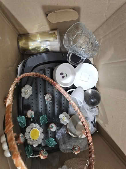 Photo of free 3 boxes of kitchen items (Gu7 1ax) #3