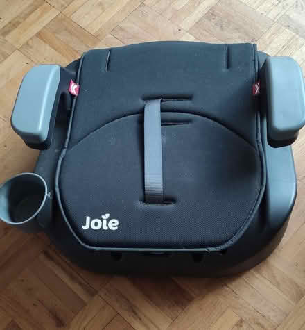 Photo of free Joie booster seat (Woking GU22) #1
