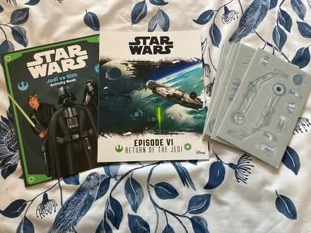 Photo of free Star Wars activity set (Raynes Park (SW20)) #1