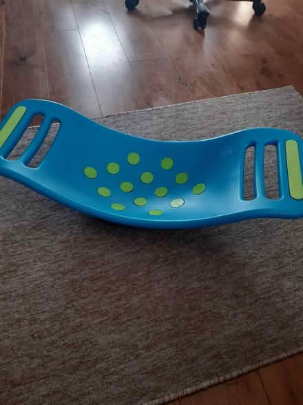 Photo of free Teeter Popper Balance Board for Children (Yaxley) #2