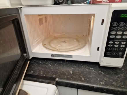 Photo of free Microwave (Southwark SE1) #2