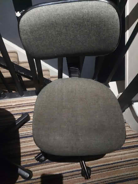 Photo of free Chair (CW2) #1