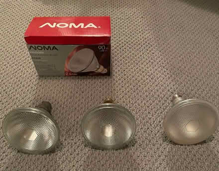 Photo of free 3 white floodlights (Alta vista / riverside) #1