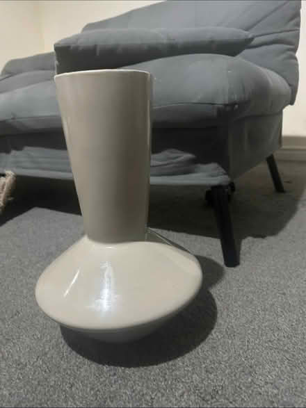 Photo of free Big vase (Gem street L5) #1