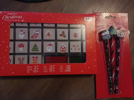 Photo of free Wooden stamp set and pencils (SE9) #2