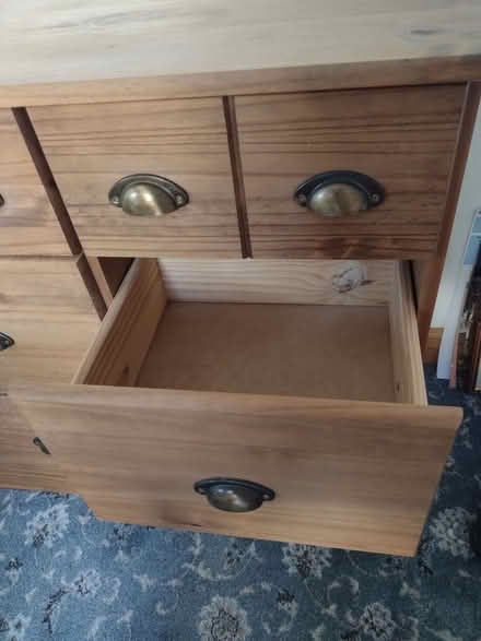Photo of free Chest of drawers (Leigh Beck SS8) #3