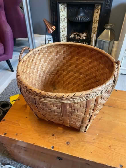 Photo of free Wicker basket (St Margarets TW1) #1
