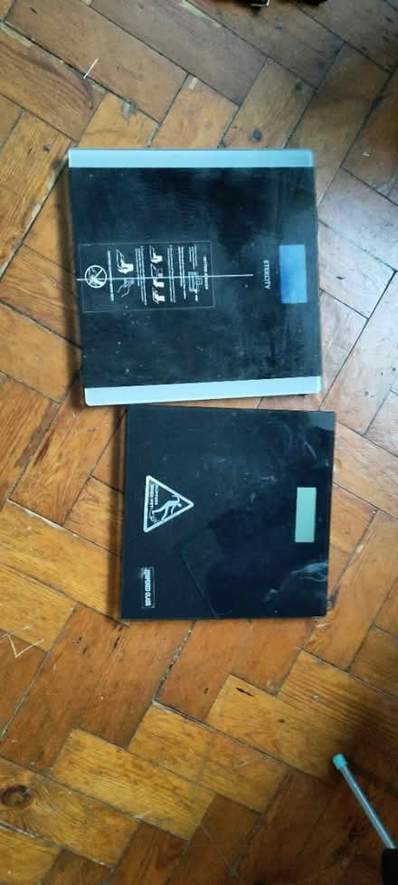 Photo of free Weighing scales (Streatham common) #1