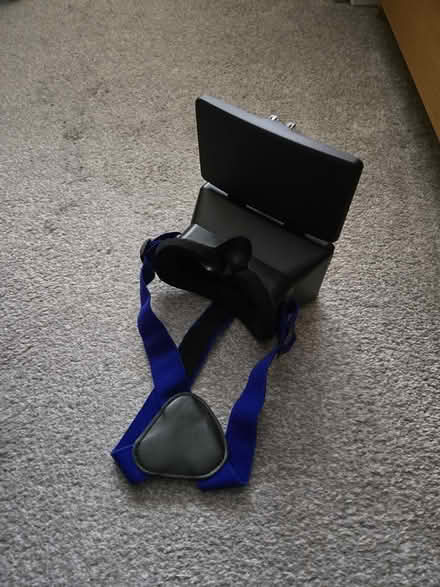 Photo of free Phone VR headset (Reigate, RH2 9) #3