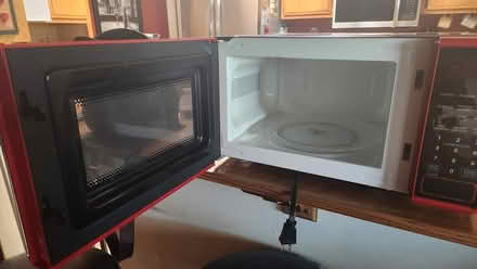 Photo of free Small working microwave (El Cajon, Bostonia) #2