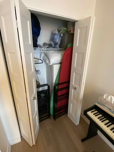 Photo of free Space-Saving Bed - Folds & Stores (Ile-des-Soeurs (Verdun, MTL)) #2