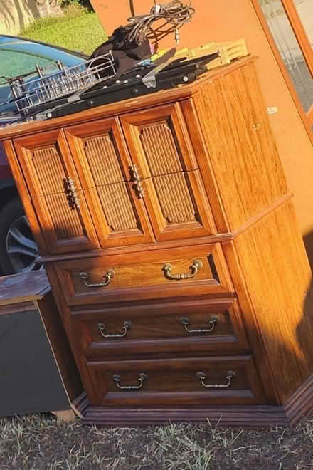 Photo of free last chance curb alert! fcfs (561 19th St NW Ruskin, FL) #1