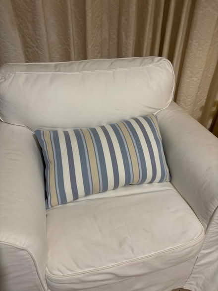 Photo of free Rectangular pillow (Bs15 4ub) #1
