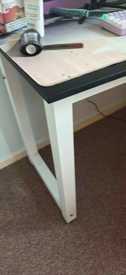Photo of free Desk (BN2) #3