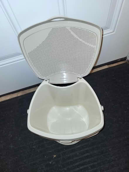 Photo of free Recycle Bin (Small) (Elmvale Acres) #2