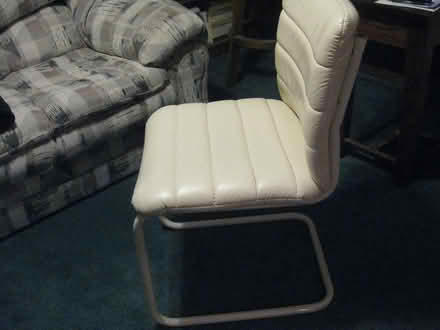Photo of free Kitchen/Dining Room Chair (Northwest Frederick) #2