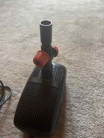 Photo of free Internal Aquarium Filter / Fish Tank Pump (Wimbledon SW19) #1