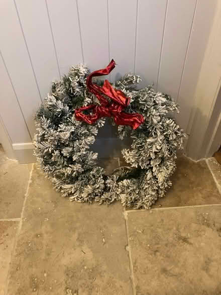 Photo of free Large wreath (Wickford SS12) #1