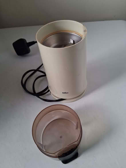 Photo of free Braun spice/coffee grinder (Kenilworth Road DE5) #2