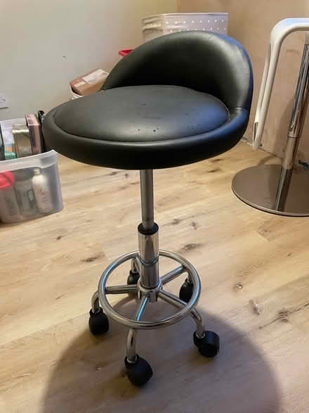 Photo of free Height adjustable stool (Horsforth LS18) #2