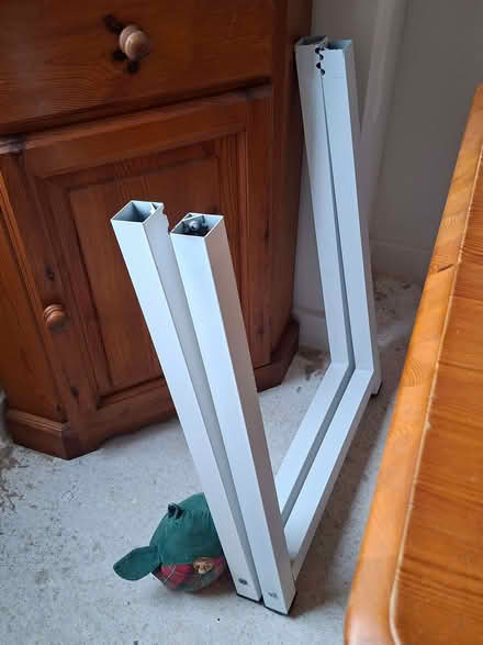 Photo of free White desk (Swindon Village GL51) #3