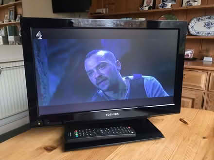 Photo of free Toshiba 19" TV/DVD Player (19DL502) (Westerham TN16) #2
