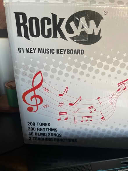 Photo of free Keyboard for children (RH2 Reigate) #4