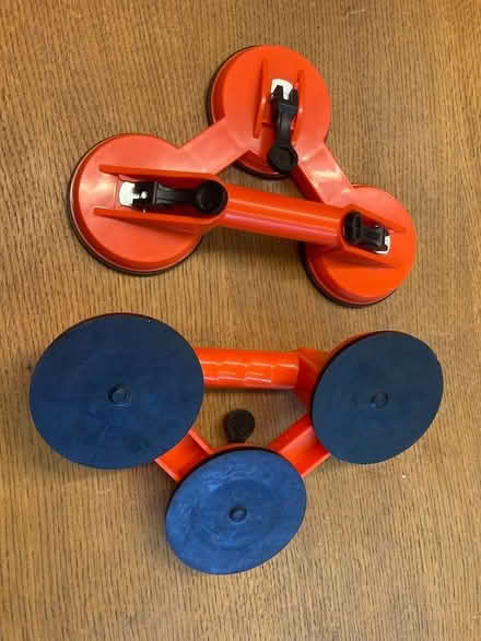 Photo of free 2x Triple cup suction lifter (Walton Manor OX2) #1