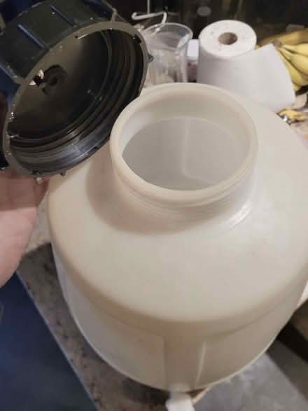 Photo of free 5 gallon home brewing pressure barrel (Thatcham RG19) #2