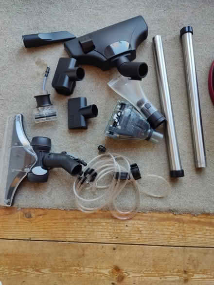 Photo of free Vax 6140 Pet Vax (Crowborough TN6) #4