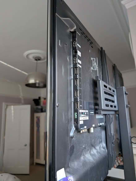 Photo of free Tv (Langley SL1) #3