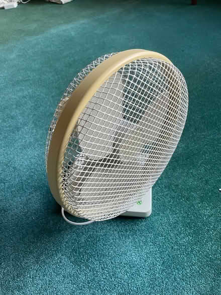 Photo of free Desk fan (Yarnton ox51nd) #3