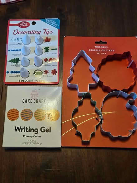 Photo of free Christmas Cookie Cutters & Deco (Ballard) #1