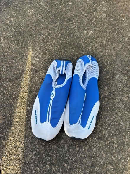 Photo of free Beach shoes (Ballinger Common HP16) #1
