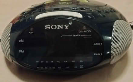Photo of free Sony Psyc clock radio cd player (CapitolHill DC (CapSouthMetro)) #3