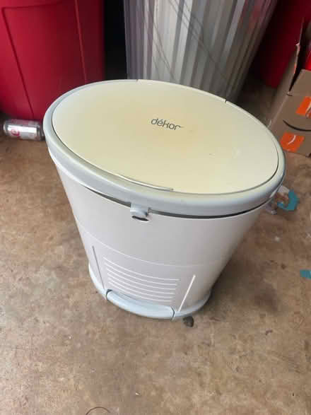 Photo of free Dekor ECO Classic Diaper Pail (Culpeper near Country Club) #2