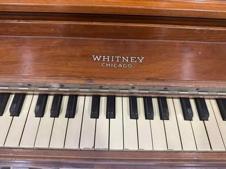 Photo of free Upright piano (Zaferia) #3