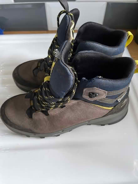 Photo of free Quechua Walking boots size 39 (Winnersh RG41) #2